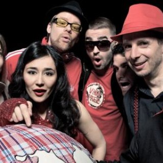RotFront: multiculti ska en polka